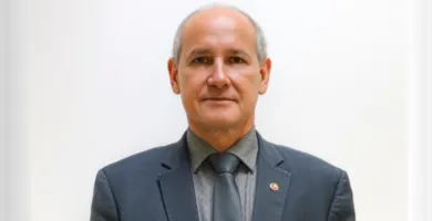 Imagem ilustrativa da imagem Procurador que pediu expulsão de Bolsonaro do Exército fica no cargo até 2028