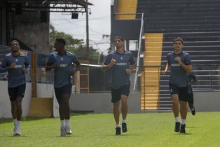 Imagem ilustrativa da notícia: Remo: Jajá aparece na relação e Hernandez fica de fora contra o Inter