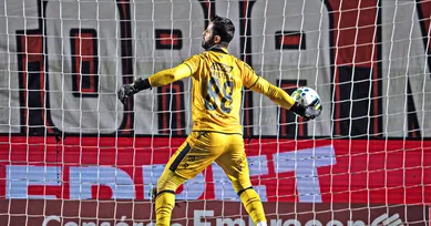 Imagem ilustrativa da notícia: Rangel lamenta falhas e cobra reação imediata do Remo na Série A