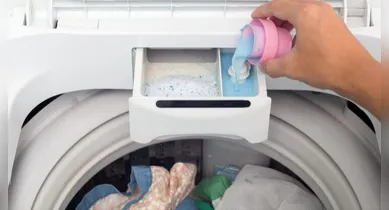 O uso correto de sabão pode melhorar o tempo útil da sua máquina de lavar.