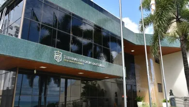 O edital contempla reserva de 10% das vagas para pessoas com deficiência e 20% para candidatos que se autodeclaram negros (pretos ou pardas).