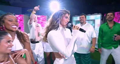 Imagem ilustrativa da imagem Kelly Key revive hits dos anos 2000 e agita festa do BBB26