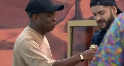 Imagem ilustrativa da imagem BBB 26: perfume usado por Edilson Capetinha pode passar de R$ 16 mil