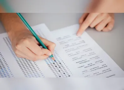 Candidatos se preparam para concursos públicos, que somam mais de 21 mil vagas abertas em todo o país nesta semana.