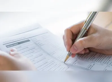 O defensor público substituto trabalha para garantir direitos de pessoas em situação de vulnerabilidade social.