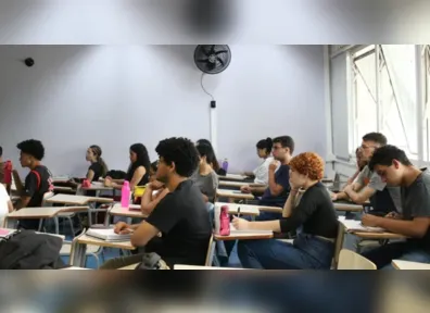 Candidatos chegam cedo aos locais de prova para a etapa decisiva do concurso da Sefa PA, que reúne milhares de inscritos em todo o estado.