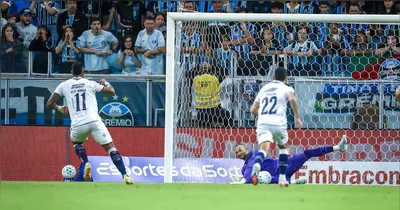 Manga perdeu pênalti no primeiro tempo