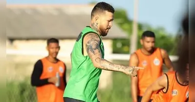 Rossi está sem clube desde a saída do Paysandu