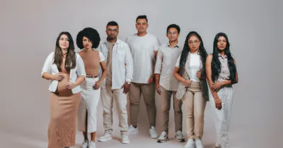 O videoclipe conta com a participação de um coral formado por integrantes de diferentes grupos musicais ligados à Igreja Adventista e à Assembleia de Deus.