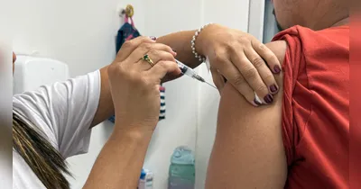 A vacina é considerada segura e fundamental para reduzir casos graves da doença