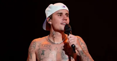 A iniciativa da Prefeitura do Rio busca atrair turistas e projetar a cidade no cenário internacional por meio de apresentações de artistas renomados.