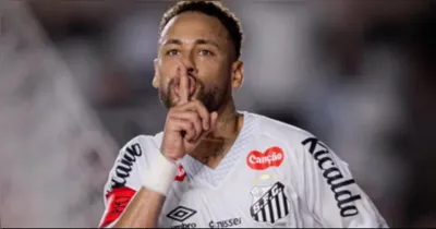 Menino Neymar faz os gols da vitória e manda críticos se calarem