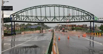 Passarela foi interditada na sexta-feira (06).