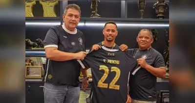 Pikachu recebeu a camisa do Leão.