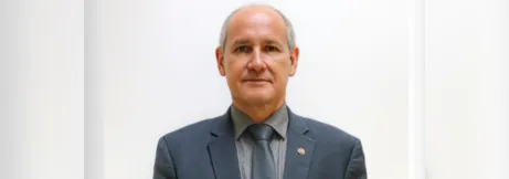 Imagem ilustrativa da imagem Procurador que pediu expulsão de Bolsonaro do Exército fica no cargo até 2028