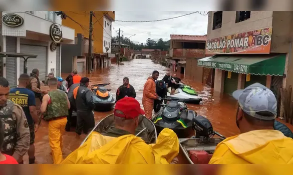 Imagem ilustrativa da imagem Temporal deixa 14 mortos e 440 desabrigados em Minas Gerais