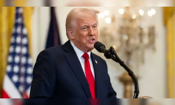 Imagem ilustrativa da imagem Em Davos, Trump pressiona Europa e renova ofensiva pela Groenlândia