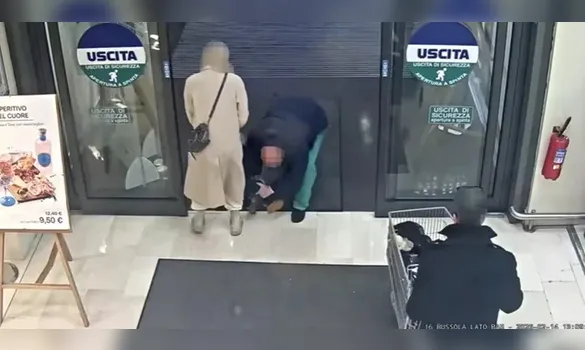 Imagem ilustrativa da imagem Homem é preso ao tentar sequestrar criança dos braços da mãe