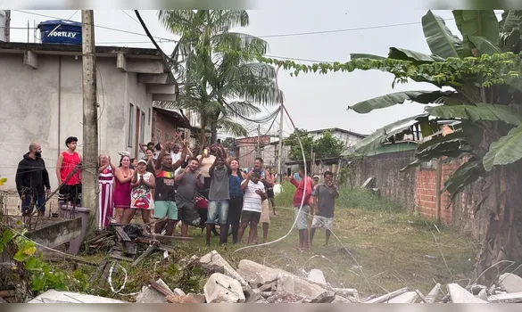 Imagem ilustrativa da imagem Moradores comemoram fim de muros em conjunto residencial de Belém