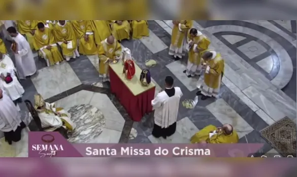 Imagem ilustrativa da imagem Arcebispo Dom Júlio Akamine abençoa Santos Oléos em Belém