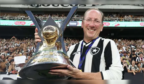 Textor fez parte do período mais vitorioso do clube, que agora se encontra com graves problemas