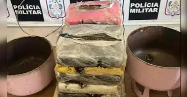 Imagem ilustrativa da notícia Drogas escondidas em cilindros são apreendidas em porto no Pará