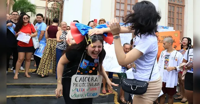 Imagem ilustrativa da notícia VÍDEO: Confira aqui o listão dos aprovados no Prosel da UEPA