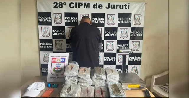 Imagem ilustrativa da notícia PM apreende 22 kg de drogas e prende suspeito no Pará