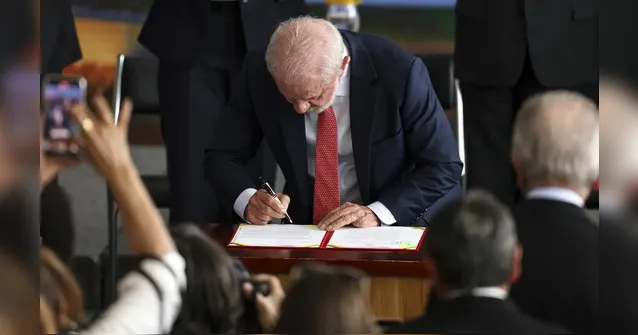 Imagem ilustrativa da notícia Lula veta integralmente PL da Dosimetria