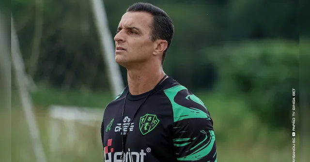 Imagem ilustrativa da notícia Paysandu: "vamos enfrentar um time que é favorito", diz Jr Rocha