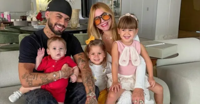 Imagem ilustrativa da notícia Virginia ou Zé Felipe? Vidente entrega traição. Confira!