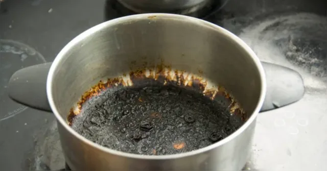 Imagem ilustrativa da notícia Aprenda a recuperar panelas queimadas com sal grosso