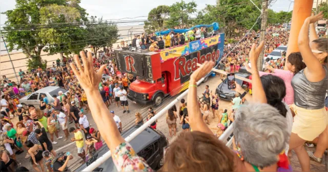 Imagem ilustrativa da notícia De choque a quedas: acidentes no Carnaval podem ser evitados