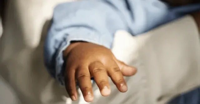 Imagem ilustrativa da notícia Bebê é encontrado sozinho no Carnaval