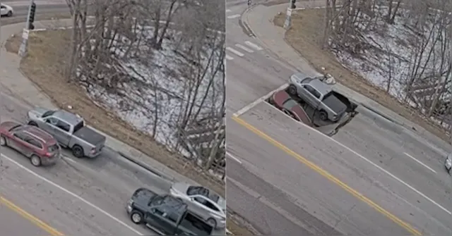 Imagem ilustrativa da notícia Cratera se abre na rua e "engole" carros nos Estados Unidos