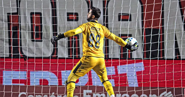 Imagem ilustrativa da notícia Rangel lamenta falhas e cobra reação imediata do Remo na Série A