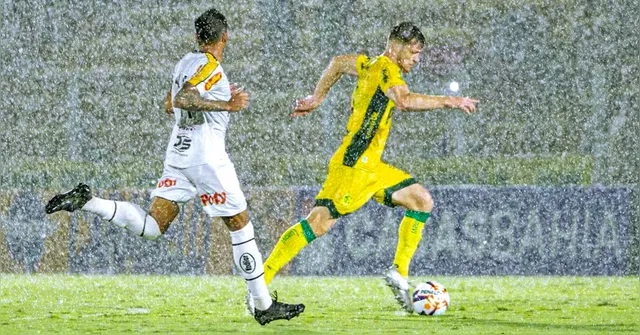 Imagem ilustrativa da notícia Chuva interrompe jogo no Paulista e pode adiar Remo x Mirassol