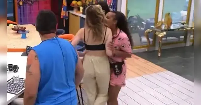 Imagem ilustrativa da notícia BBB 26: Público pede expulsão de Sol Vega por empurrar Ana Paula Renault