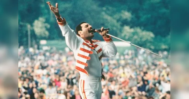 Imagem ilustrativa da notícia Filha escondida de Freddie Mercury morre aos 48 anos
