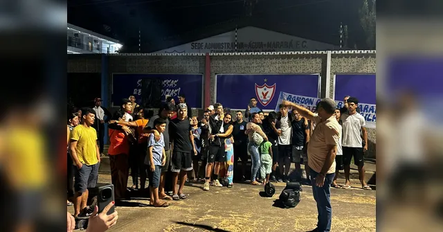 Imagem ilustrativa da notícia Sob forte emoção, delegação do Águia de Marabá é recebida após acidente