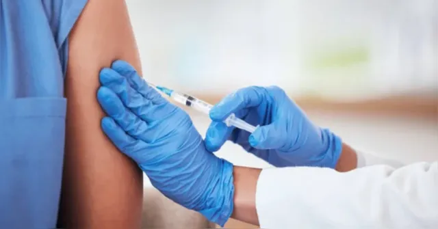 Imagem ilustrativa da notícia Belém: Shoppings viram pontos de vacinação contra influenza e Covid-19