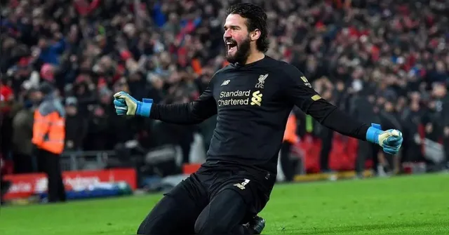 Imagem ilustrativa da notícia Alisson brilha e Liverpool vence o Tottenham pela Premier League