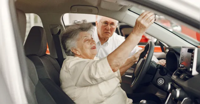 Imagem ilustrativa da notícia Portugal debate proibição de idosos ao volante após petição