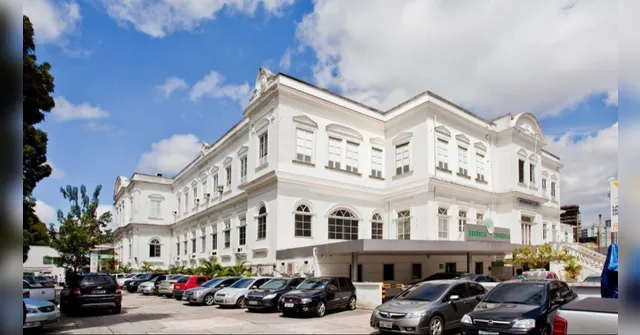 Imagem ilustrativa da notícia Papai Noel leva magia do Natal ao Hospital Beneficente Portuguesa