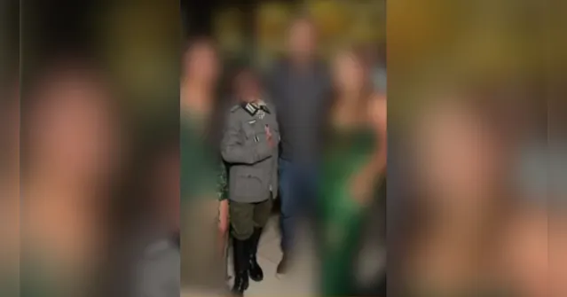 Imagem ilustrativa da notícia Garoto usa traje nazista em formatura no RN e causa revolta 