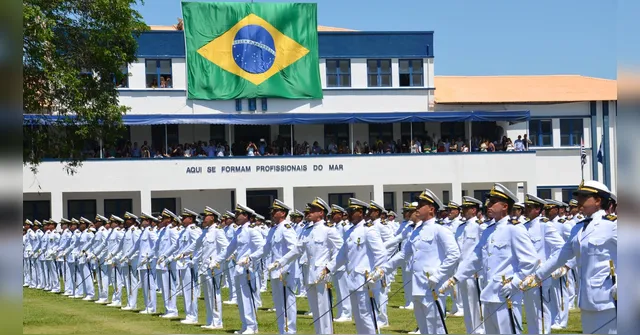Imagem ilustrativa da notícia Marinha abre concursos com salários que passam de R$ 9 mil