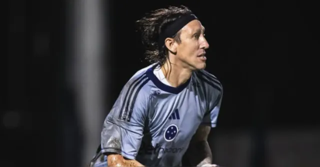 Imagem ilustrativa da notícia Cruzeiro: goleiro Cássio tem lesão grave no joelho e passará por cirurgia