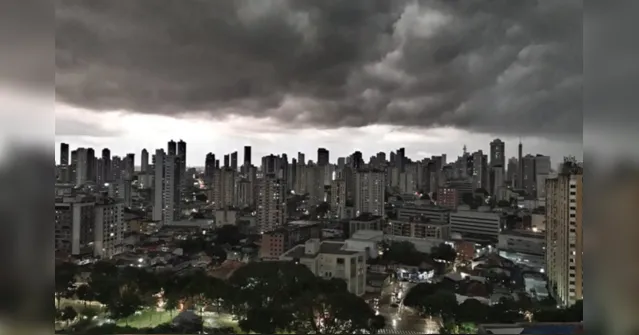 Imagem ilustrativa da notícia Páscoa 2026 em Belém terá chuva frequente e calor; veja previsão