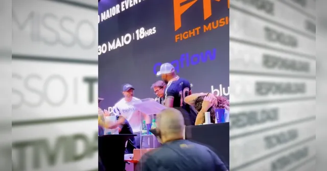 Imagem ilustrativa da notícia Coletiva de luta de Kleber Bambam e Davi Brito termina em briga