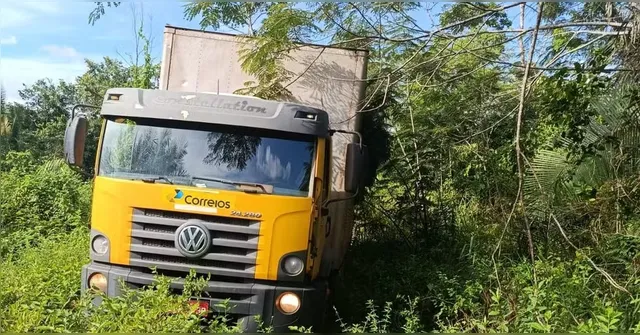 Imagem ilustrativa da notícia PF investiga saque a caminhão dos Correios no Pará; motorista feito refém
